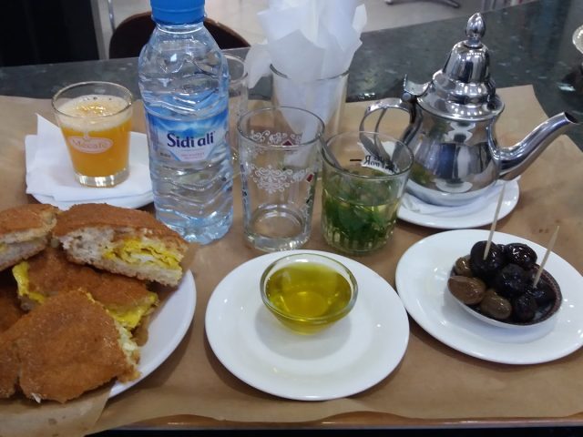 Café JAIDI DES BAUX ARTS - Souk Elarbaa Du Gharb -