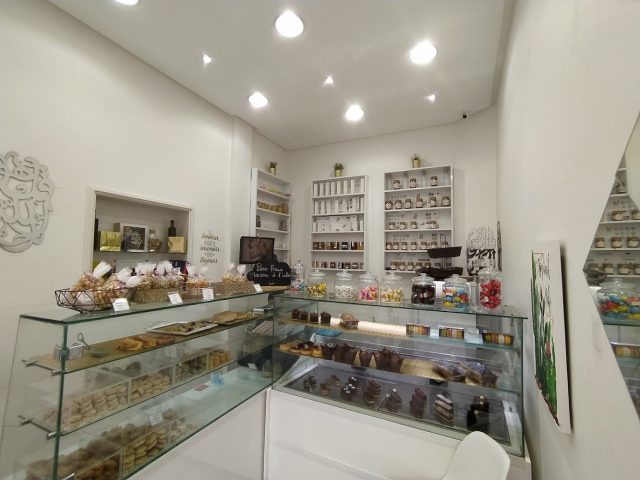 Secret sucré by loubna - Témara - +212 642-952755