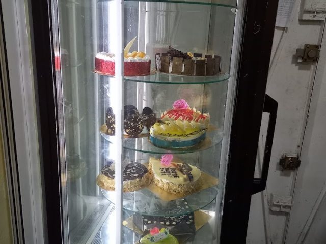 فطاءر ملاك - Ifrane - +212 661-077125