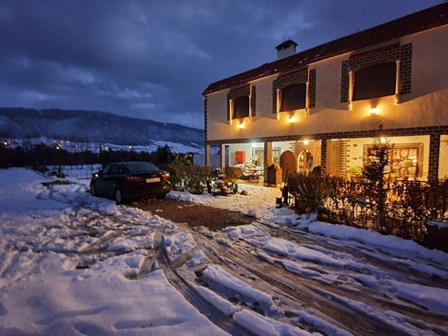 La Perle d'Ifrane - Kasbah Ait Aammour ou Ali - +212 660-657021