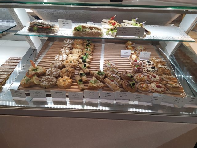 Al Fadl Boulangerie Patisserie - Boutique Bouakkaz - - Marrakech - +212 5240-14032