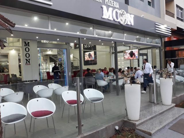 Moon cafe - Kénitra - +212 5373-64348