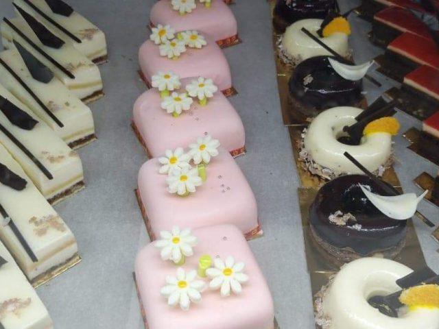Pâtisserie karima - Meknès - +212 5354-62416
