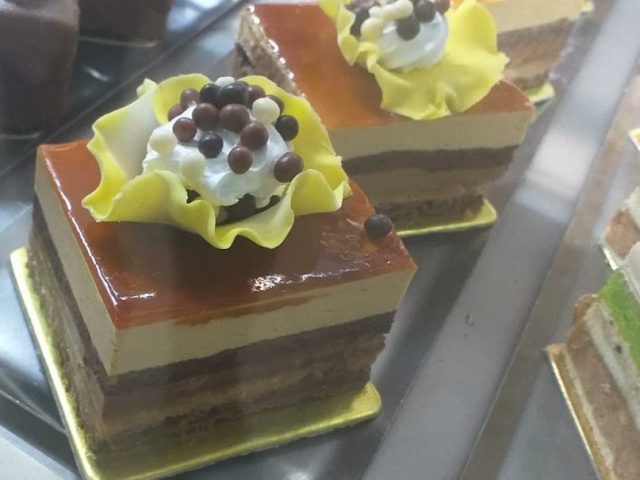 Patisserie Boulangerie Ikhwane - Kénitra - +212 619-700205