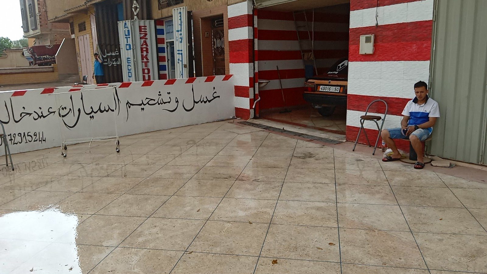 Many store are there - Jerada