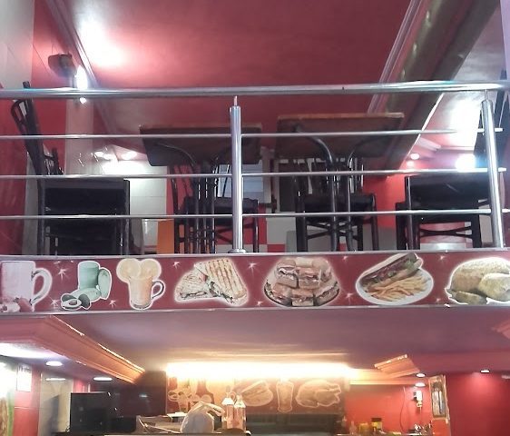 Snack Économie touristique - Meknès - +212 638-381966