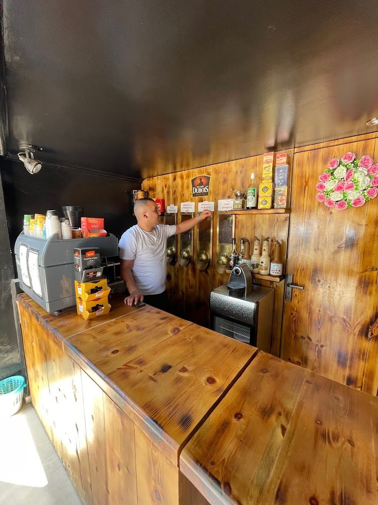 maison de café - Témara