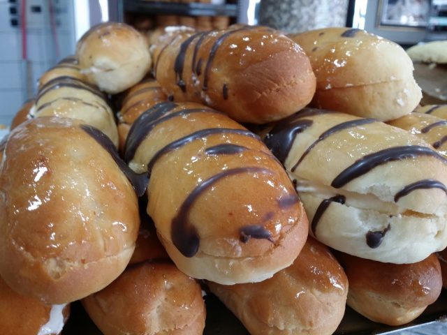Pâtisserie Bazzie - Tétouan - +212 670-378555