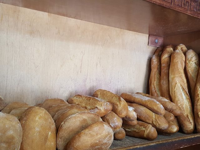 Boulangeie & Patisserie Zouhir - Al-Aroui - +212 638-283016