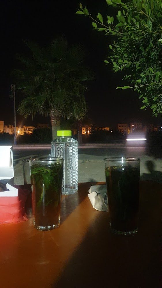 Cafe kejjaj مقهى القجاج - Martil