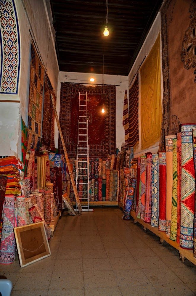 Aux Merveilles du Tapis Berber carpet sales - Fès