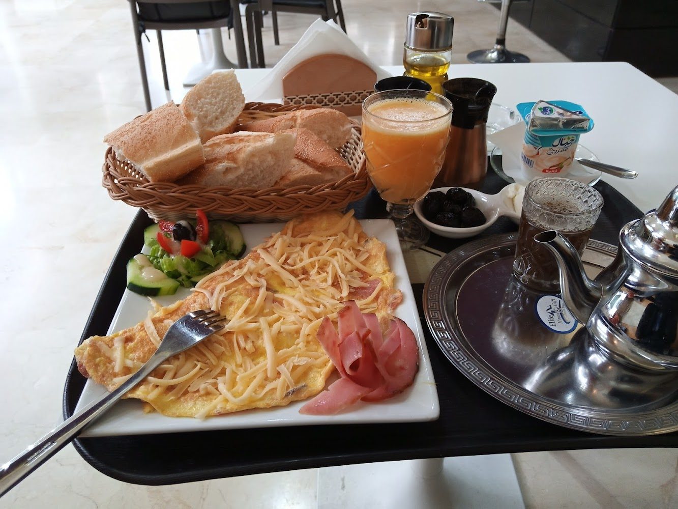 Café Mondrian - Tazaa