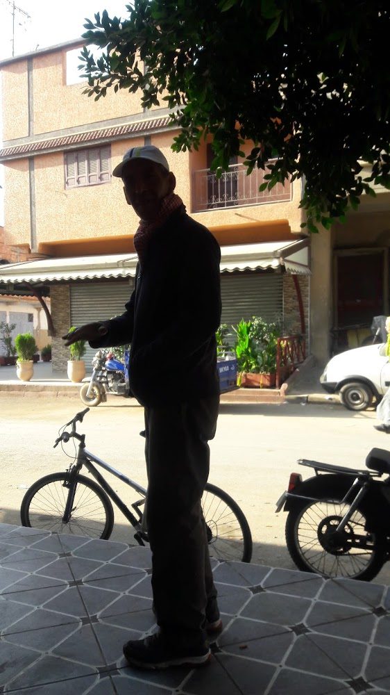 lakbira oulat lharcha café - Tiflet