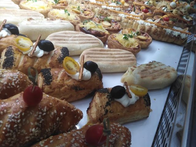 Pâtisserie Le Goût D’abord - Casablanca - +212 5225-80557