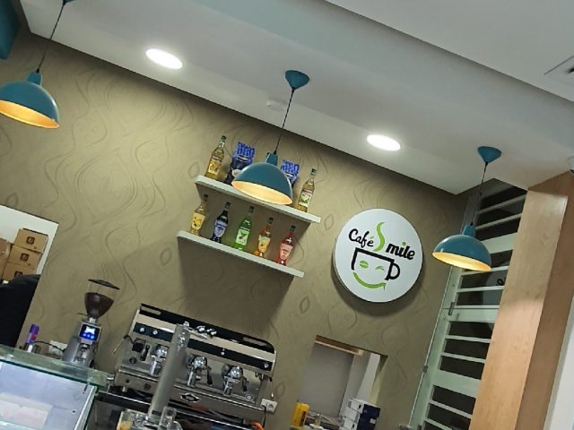 Café Smile - Khénifra - +212 80-8550479