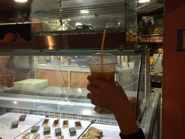 KIOSQUE KAMAL JUICE FRUITS - Agadir -