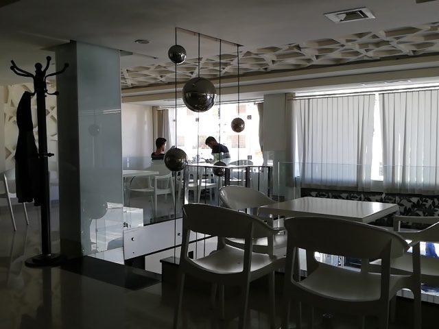 Plaza Palace - Tazaa - +212 5352-82899