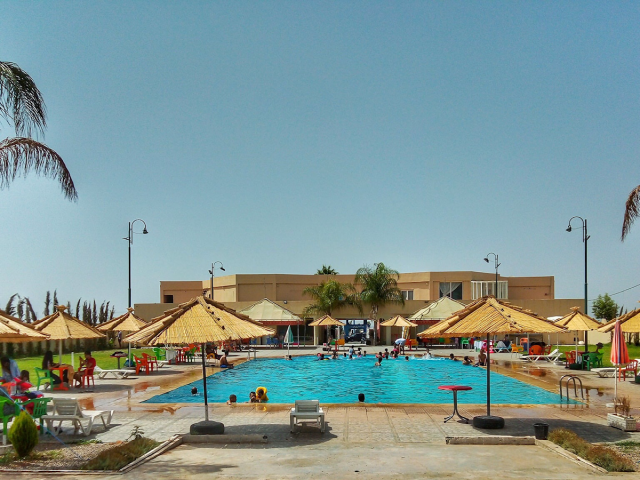 Station Petrom Aicha Salle Des Fêtes Piscine - Béni Mellal - +212 666-271361