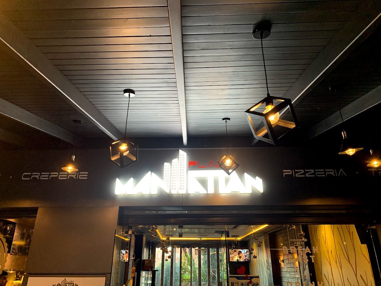 Manhattan plaza Resto-café - Béni Mellal