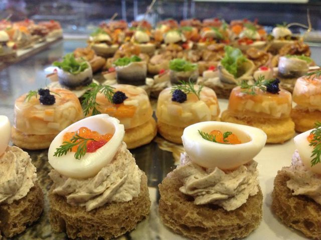 Boulangerie le Ruban Rouge - Meknès - +212 5355-10010