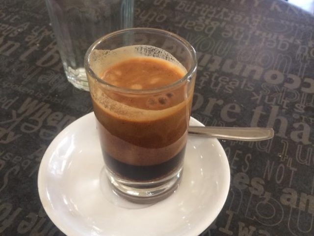 Elaissi coffee - Tiflet - +212 605-325339