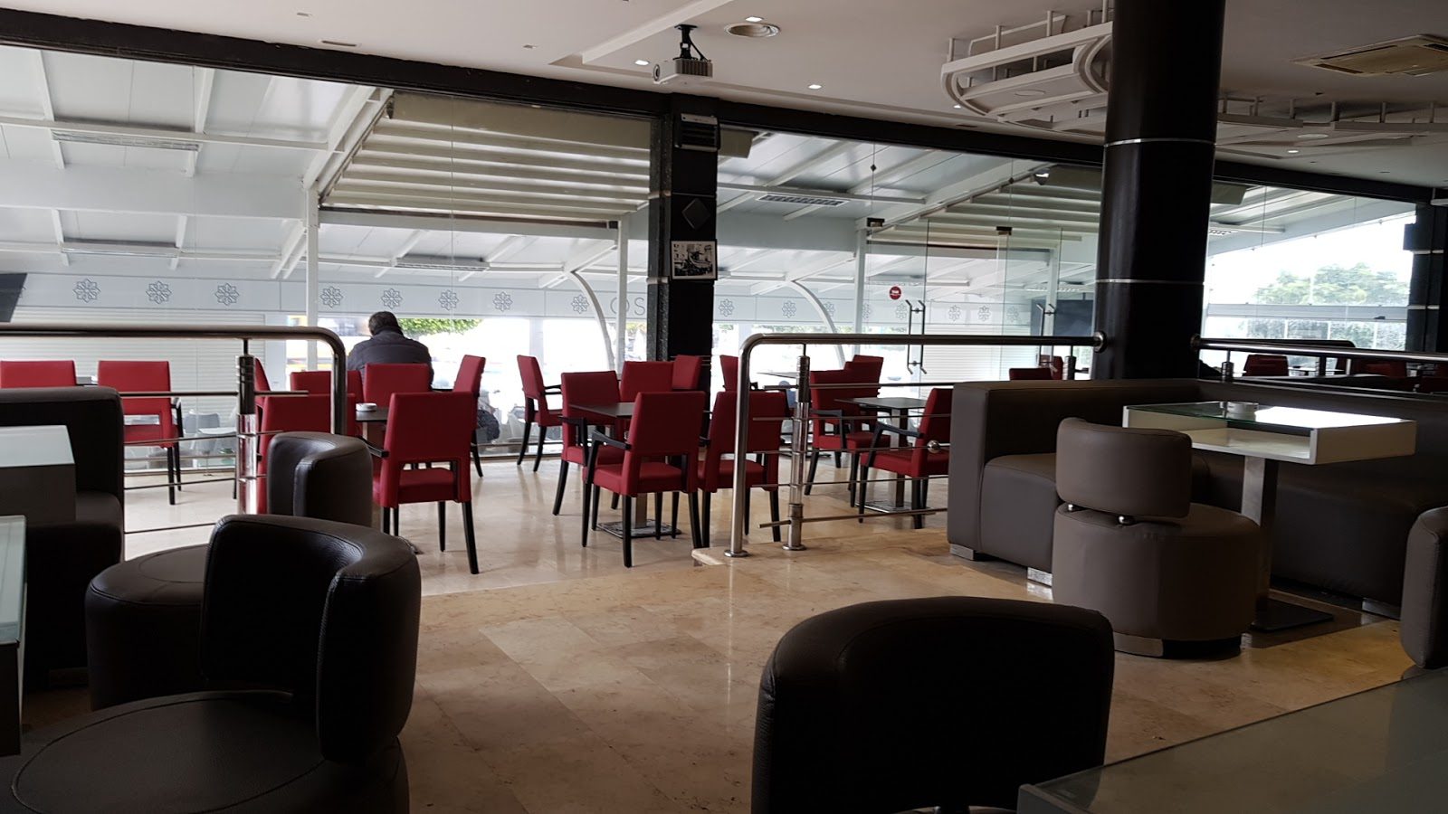 Café Oscar - Safi