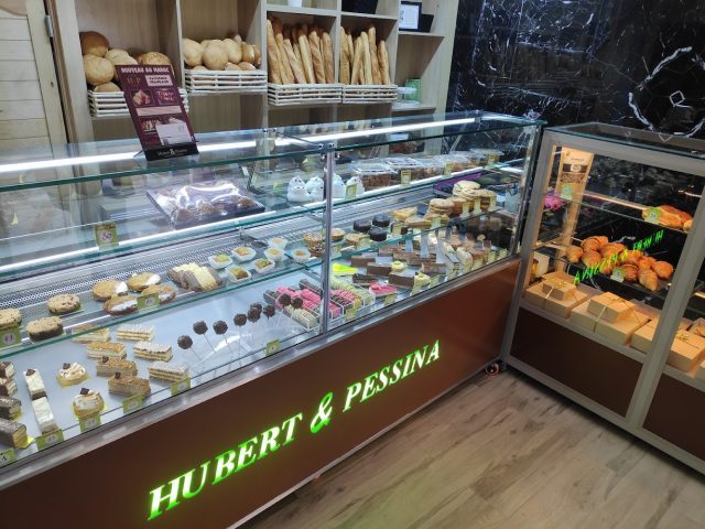 HUBERT et Pessina pâtisserie - Skhirat - +212 609-497911