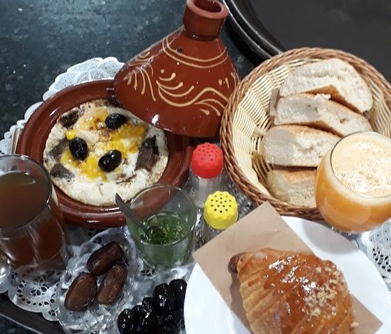 CAFE PATISSERIE PRINCE - Azrou - +212 678-302425