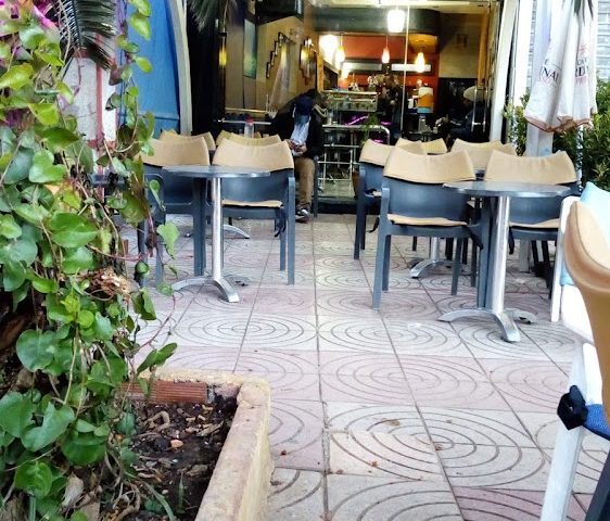 Italian Coffe LA PLACE - El-Hajeb - +212 696-693487