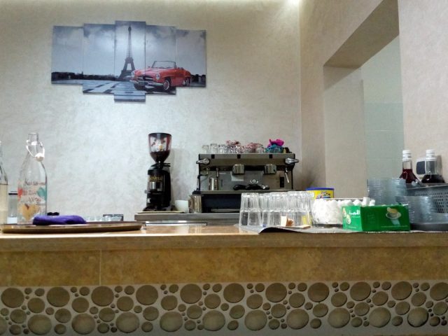 Café piscine - Midelt - +212 661-086781
