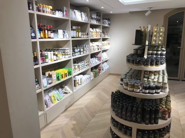 Lutetia épicerie fine - Casablanca - +212 5223-63900