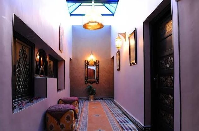 Collier de la Colombe - Meknès - +212 5355-55041