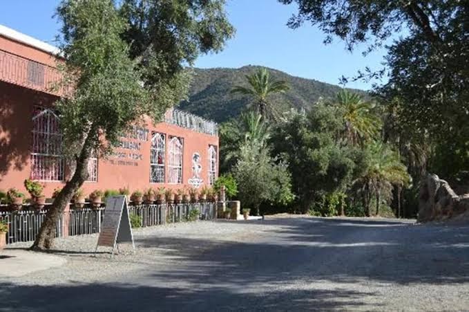 Hotel Restaurant Tifrit - Imouzzer des Ida Outanane