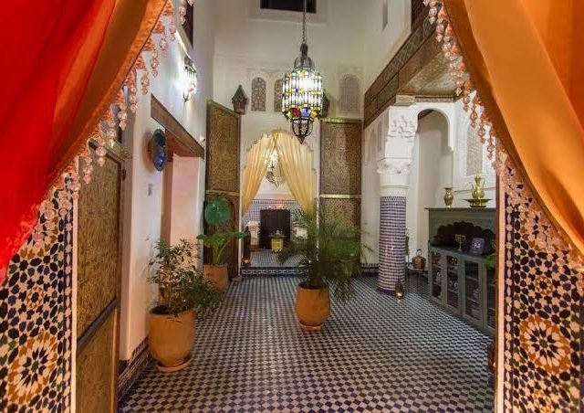 Riad Sanaa Rose - Fès - +33 6 37 92 23 20