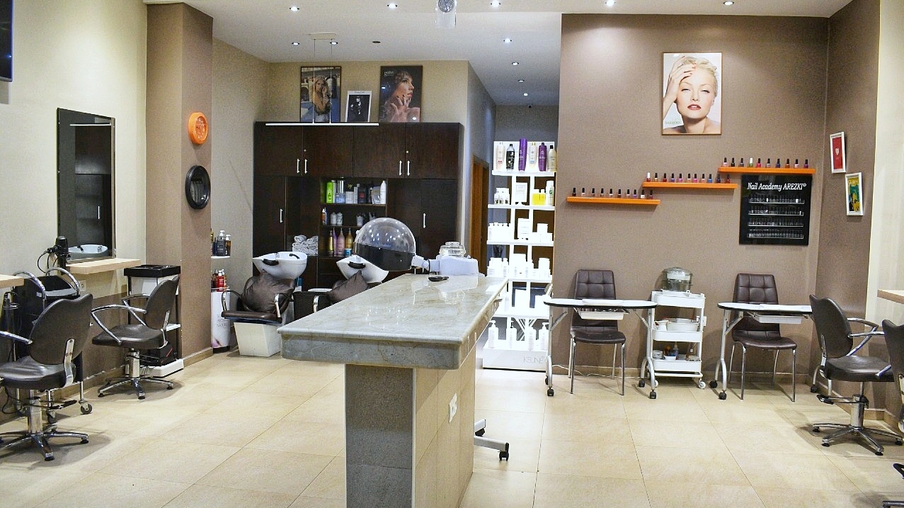 Salon Paul Montana