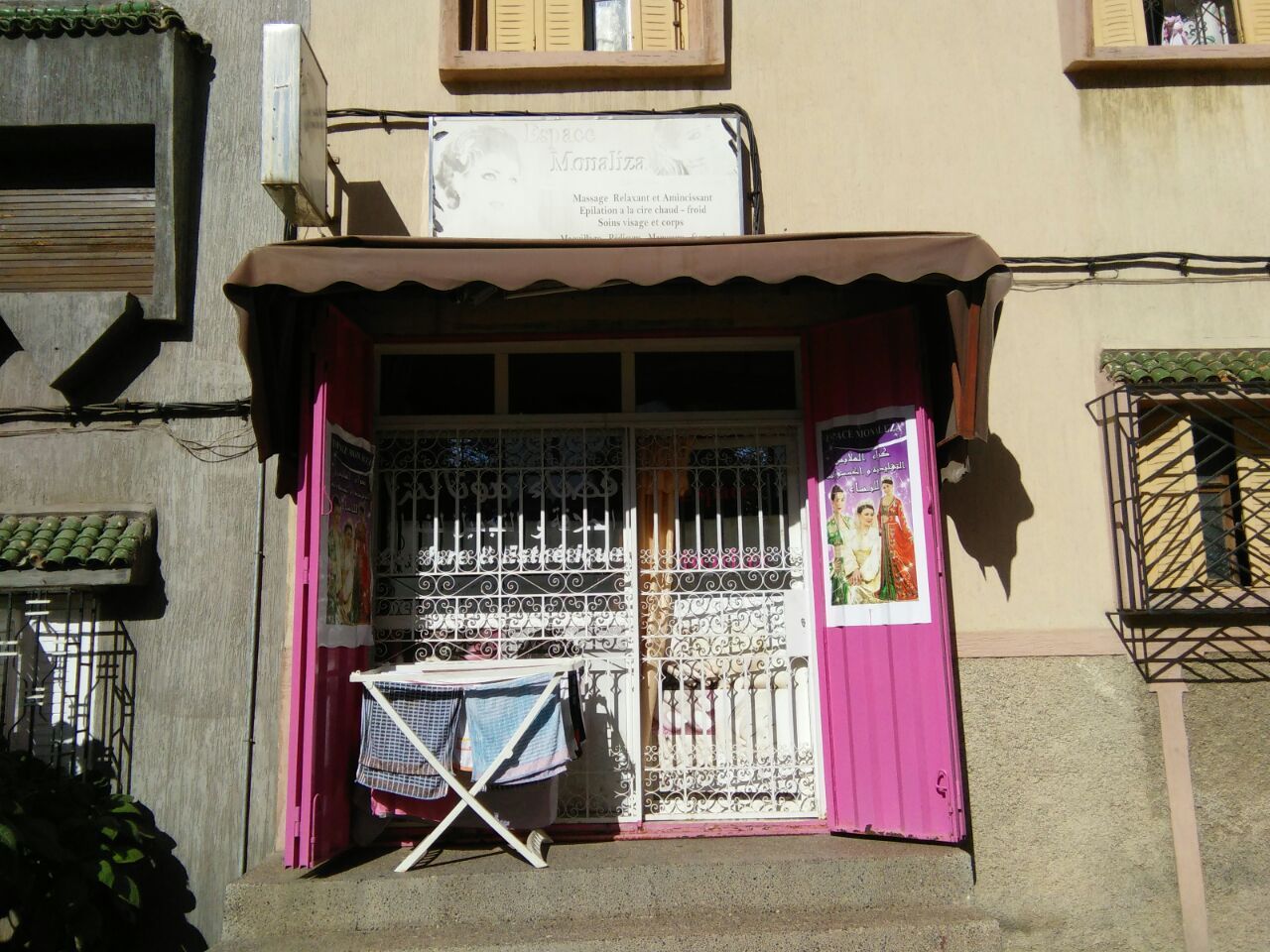 Espace Monaliza Salon De Coiffeur Et L'esthétique