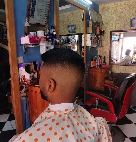 صالون سعيد للحلاقة العصرية - Ouaoumana - +212 600-206641