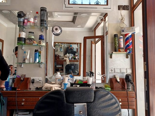 حلاق المنطلق - Martil - +212 611-603700