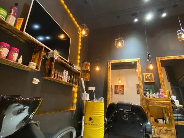H&B Barbershop - Béni Mellal - +212 520-060829