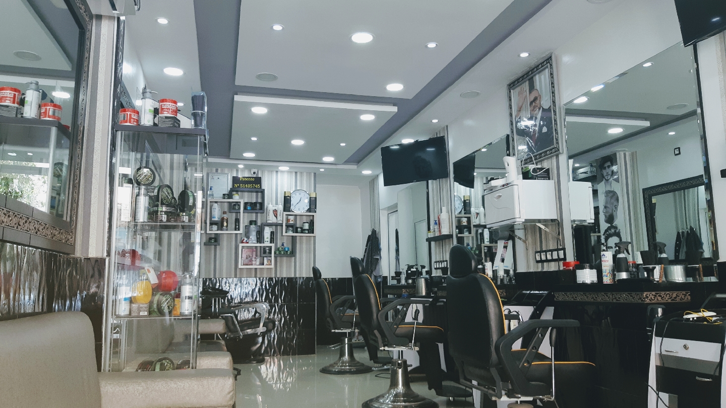 SALON LA PALOMA BLANCA
