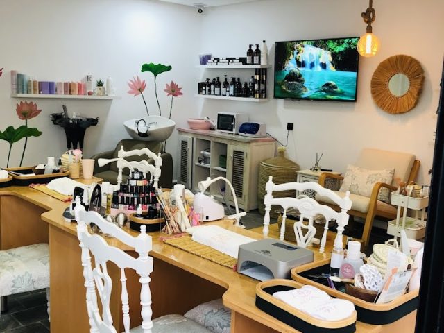 Pink Lotus Rabat (Centre de beauté et vente de produits cosmétiques) à Agdal - Rabat - +212 80-8601236