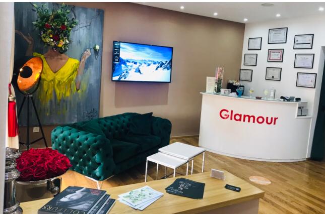 Glamour Face & Nails Design