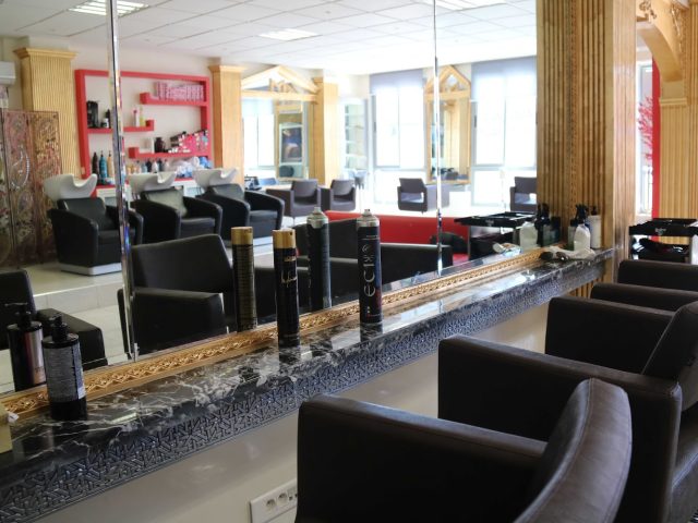 Salon Mouna Marrakech - Marrakech - +212 661-301966