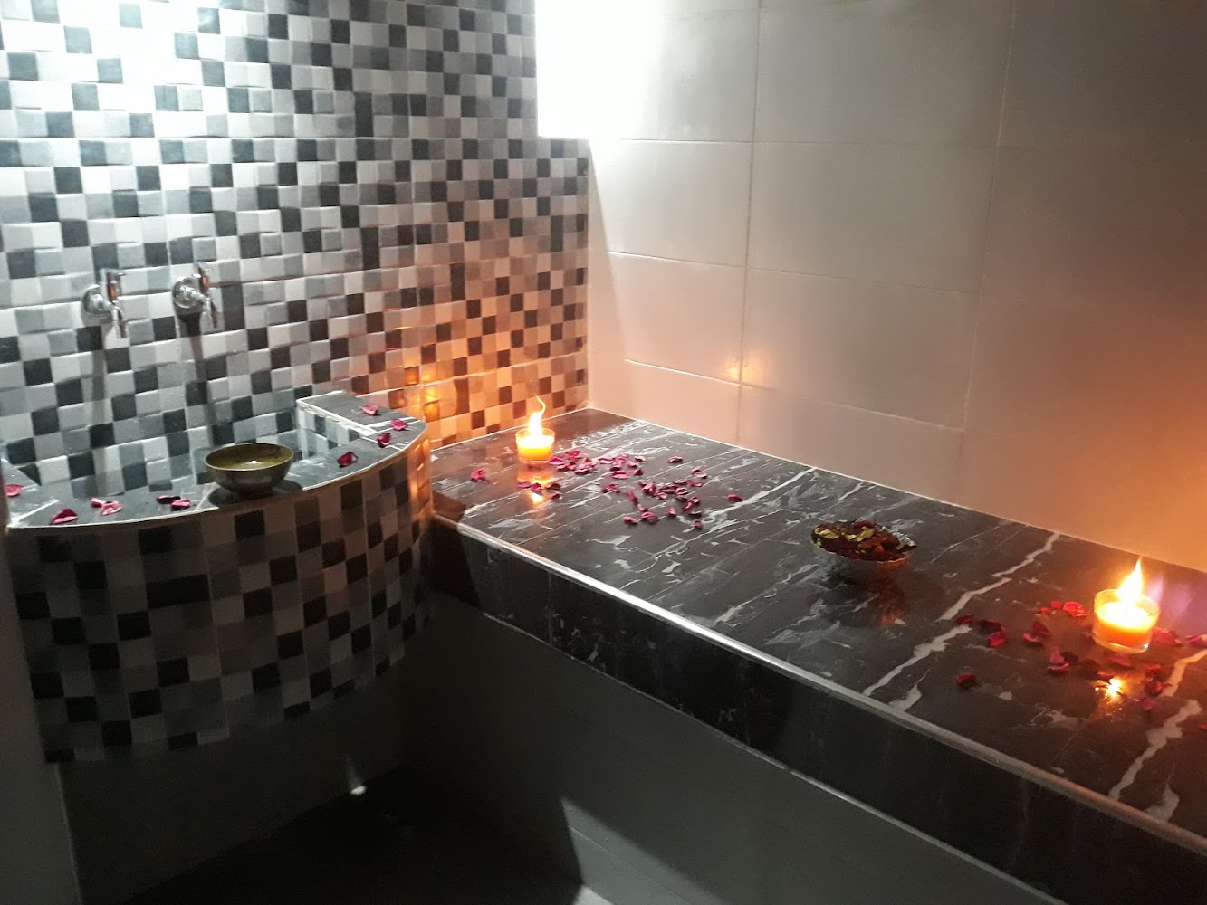 Salon L'ÉLÉGANCE rajae