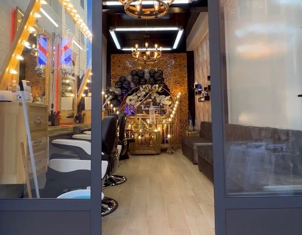 Elegance House Barbershop - Khénifra - +212 635-766547