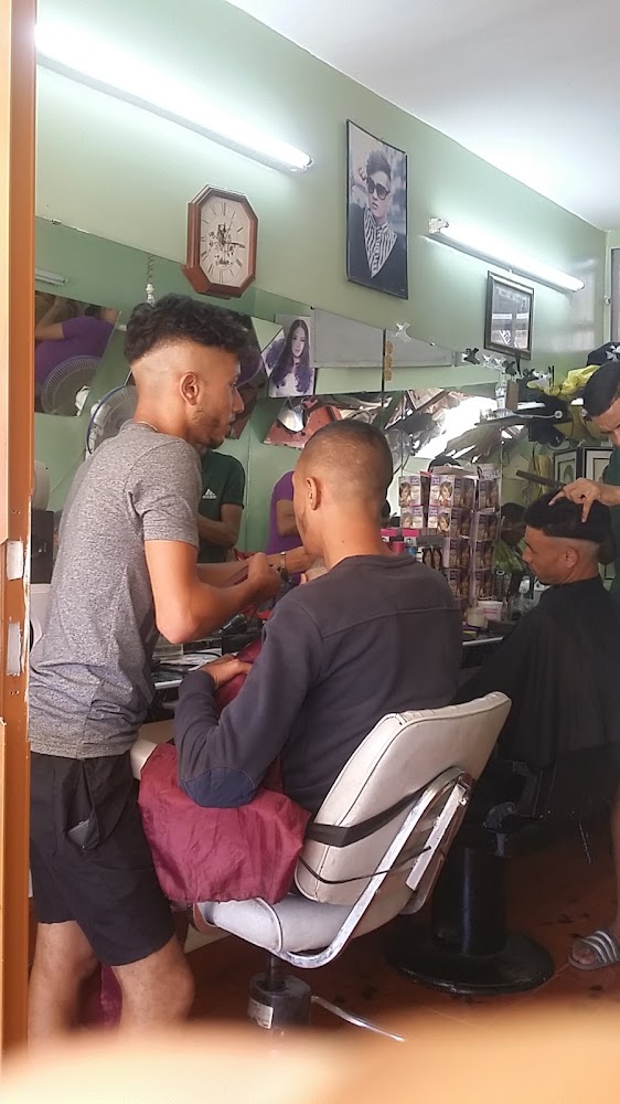 Salon De Coiffeur ALI - Agourai