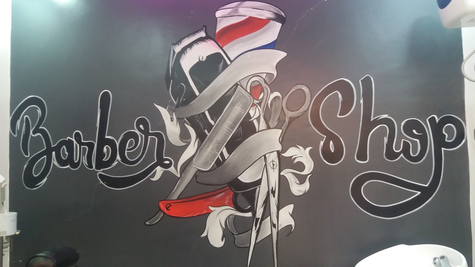 BARBER SHOP