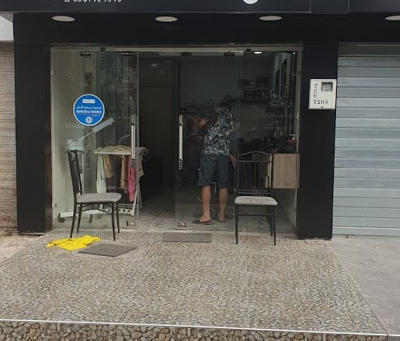 Salon de coiffure La Cuépa Del Rey - صالون الحلاقة لكويبا ديل ريْ - Agadir - +212 661-729570