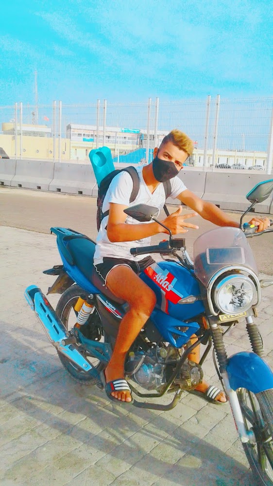 صالون حلاق عيسى
