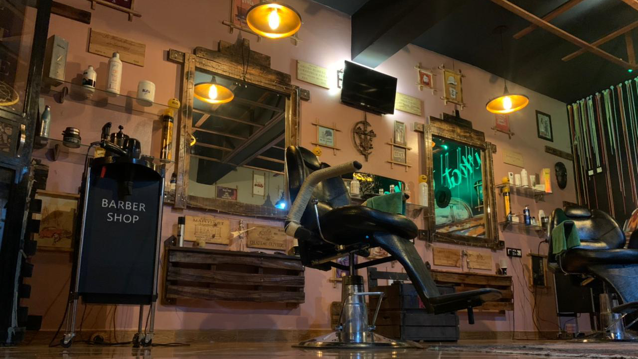 Salon What The Cut - Agadir